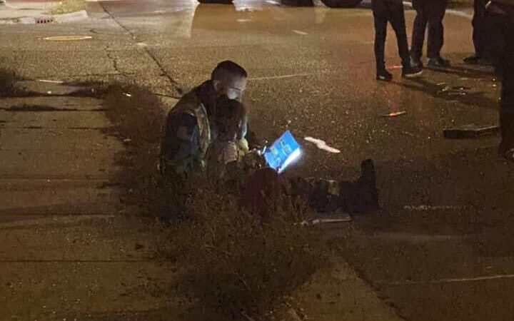 The Storytime on the Curb: A Firefighter’s Quiet Heroism..